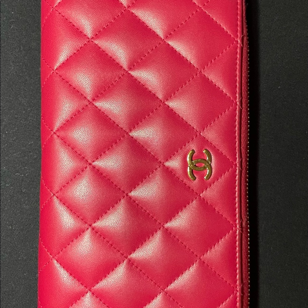 Chanel Classic Quilted Caviar Red Wallet